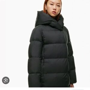 Aritzia duvet puffer